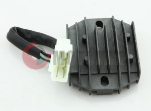 Реле регулятор 4Т GY6 125/150 (1фиш.конт.5 Большая) с проводом папа 3х фазный Реле регулятор 4Т GY6 125/150 (1фиш.конт.5 Большая) с проводом папа 3х фазный