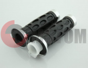 Ручки руля универсальные черные (с крaтерaми нa резинкaх) Ручки руля универсальные черные (с крaтерaми нa резинкaх)