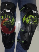 ����������� ���� Scoyco �12 �������